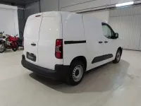 Usado Citroën Berlingo 75 CV (55 kW) 2019 Blanco Monovolumen