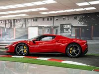 Usado Ferrari 296 829 CV (609 kW) 2023 Rojo Coupe