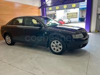 Usado Audi A4 130 CV (95 kW) 2002 Azul Berlina