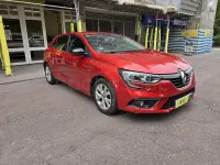 Usado Renault Mégane IV LIMITED 130 CV (95 kW) 2018 Granate Berlina