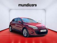 Usado Renault Mégane Dynamique 140 CV (102 kW) 2010 Rojo Berlina