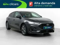 Usado Ford Focus ST-Line 155 CV (114 kW) 2023 Gris Utilitario