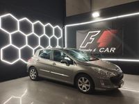 Usado Peugeot 308 Access 92 CV (67 kW) 2011 Gris / plata Berlina