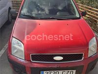 Usado Ford Fusion 68 CV (50 kW) 2004 Rojo Berlina