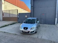 Usado Seat Leon Copa 105 CV (77 kW) 2011 Gris / plata Utilitario