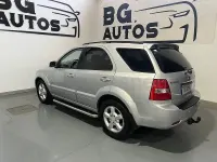 Usado Kia Sorento 170 CV (125 kW) 2007 Gris / plata SUV