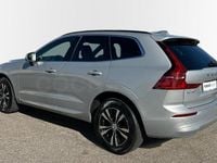 Usado Volvo XC60 Core 250 CV (183 kW) 2025 Gris / plata SUV
