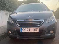 Usado Peugeot 2008 Style 100 CV (73 kW) 2016 Gris / plata SUV
