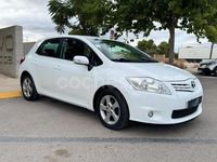 Usado Toyota Auris Active 101 CV (74 kW) 2010 Blanco Berlina