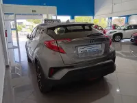 Usado Toyota C-HR Advance 122 CV (89 kW) 2020 Gris / plata SUV