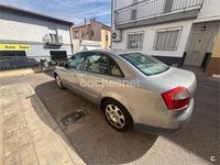 Usado Audi A4 155 CV (114 kW) 2002 Gris / plata Berlina