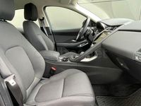 Usado Jaguar E-Pace 160 CV (117 kW) 2021 Gris / plata SUV