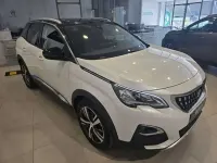 Usado Peugeot 3008 Allure 131 CV (96 kW) 2020 Blanco SUV