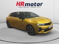 Usado Opel Astra Ultimate 131 CV (96 kW) 2022 Amarillo Utilitario
