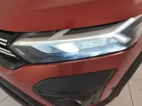 Usado Dacia Jogger Expression 110 CV (80 kW) 2024 Naranja Monovolumen