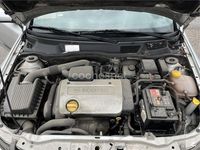 Usado Opel Astra Comfort 100 CV (73 kW) 2000 Gris / plata Berlina