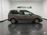 Usado VW Touran Advance 140 CV (102 kW) 2011 Beige Monovolumen