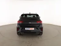 Usado VW T-Roc R-line 150 CV (110 kW) 2022 Negro SUV