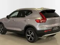 Nuevo Volvo XC40 Core 163 CV (119 kW) 2026 Gris / plata SUV