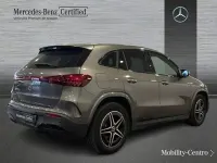 Usado Mercedes EQA250+ AMG line 139 kW (190 CV) 2024 Mountaingrau  met. SUV