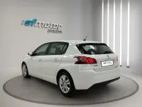 Usado Peugeot 308 Active 131 CV (96 kW) 2021 Blanco Utilitario
