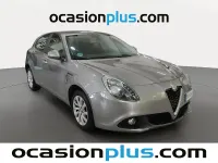 Usado Alfa Romeo Giulietta 120 CV (88 kW) 2016 Gris / plata Berlina