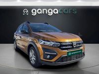 Usado Dacia Sandero Comfort 91 CV (66 kW) 2022 Naranja Berlina