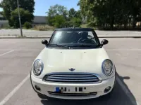 Usado Mini One Cabriolet 98 CV (72 kW) 2011 Beige Descapotable