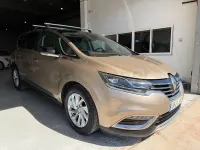 Usado Renault Espace Zen 130 CV (95 kW) 2015 Beige Monovolumen