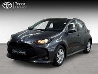 Usado Toyota Yaris Hybrid Active 116 CV (85 kW) 2022 Monovolumen