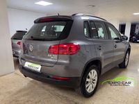 Usado VW Tiguan Advance 140 CV (102 kW) 2011 Gris / plata SUV
