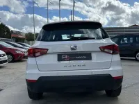 Usado Seat Arona Style 110 CV (80 kW) 2021 Blanco SUV