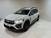 Usado Dacia Jogger Extreme 120 CV (88 kW) 2026 Blanco Monovolumen