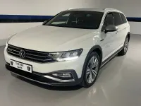 Usado VW Passat Alltrack 200 CV (147 kW) 2021 Blanco Familiar