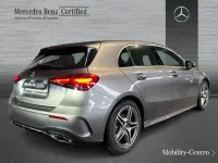 Usado Mercedes A180 116 CV (85 kW) 2024 Gris montaña Utilitario