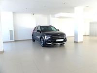 Usado Kia Niro 141 CV (103 kW) 2024 Negro SUV