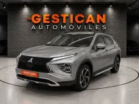 Usado Mitsubishi Eclipse Cross 188 CV (138 kW) 2024 Gris / plata SUV