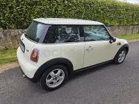 Usado Mini Cooper 120 CV (88 kW) 2010 Beige Utilitario
