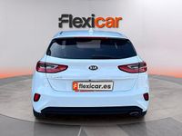 Usado Kia Ceed 120 CV (88 kW) 2019 Blanco Utilitario