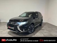 Usado Mitsubishi Outlander P-HEV 224 CV (164 kW) 2018 Negro SUV