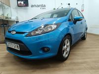 Usado Ford Fiesta Trend 82 CV (60 kW) 2010 Azul Berlina