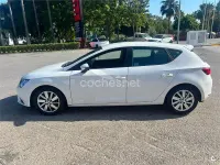 Usado Seat Leon Ecomotive 105 CV (77 kW) 2014 Blanco Berlina