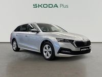 Usado Skoda Octavia Ambition 115 CV (84 kW) 2023 Gris plata Familiar