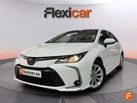 Begagnad Toyota Corolla Active 122 HK (89 kW) 2022 Vit Halvkombi