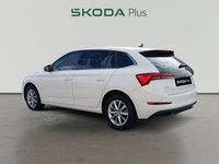 Usado Skoda Scala Ambition 110 CV (80 kW) 2021 Blanco Utilitario