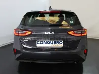Usado Kia Ceed 136 CV (100 kW) 2024 Gris / plata Utilitario