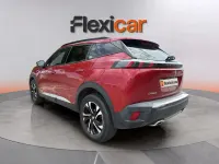 Usado Peugeot 2008 Allure 131 CV (96 kW) 2023 Rojo SUV