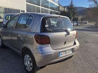Usado Toyota Yaris Luna 75 CV (55 kW) 2004 Marrón Utilitario