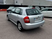 Usado Kia Cerato EX 112 CV (82 kW) 2005 Gris / plata Berlina