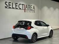 Usado Toyota Yaris Hybrid Active 116 CV (85 kW) 2021 Blanco Berlina